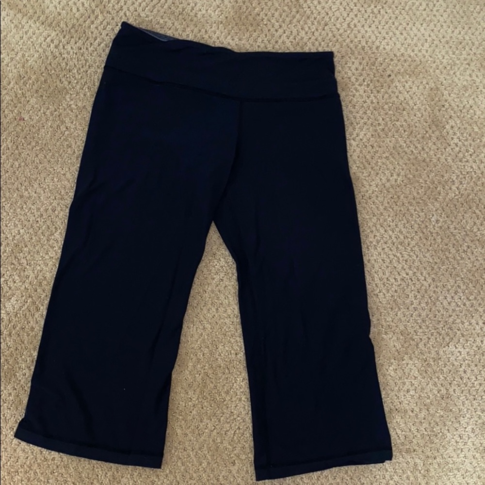 Lululemon cropped pants